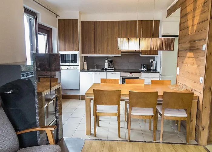 Yllaes 302 By Interhome *